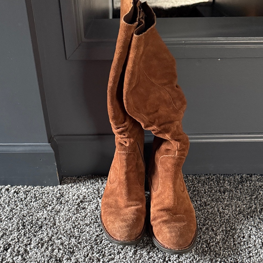 Born Chestnut Suede Heeled Boots